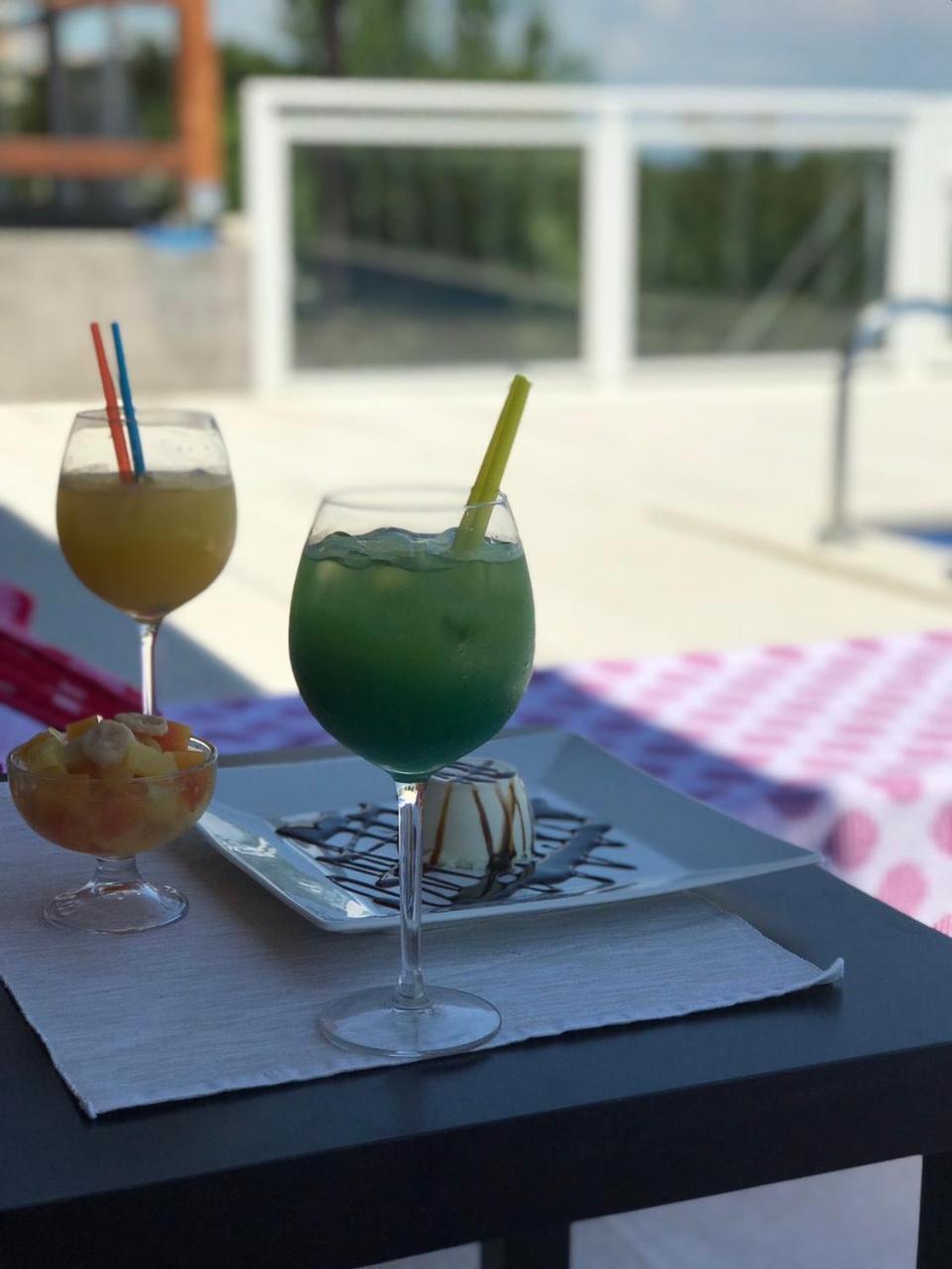 Hotel Livadic & Restaurant Ližnjan Esterno foto