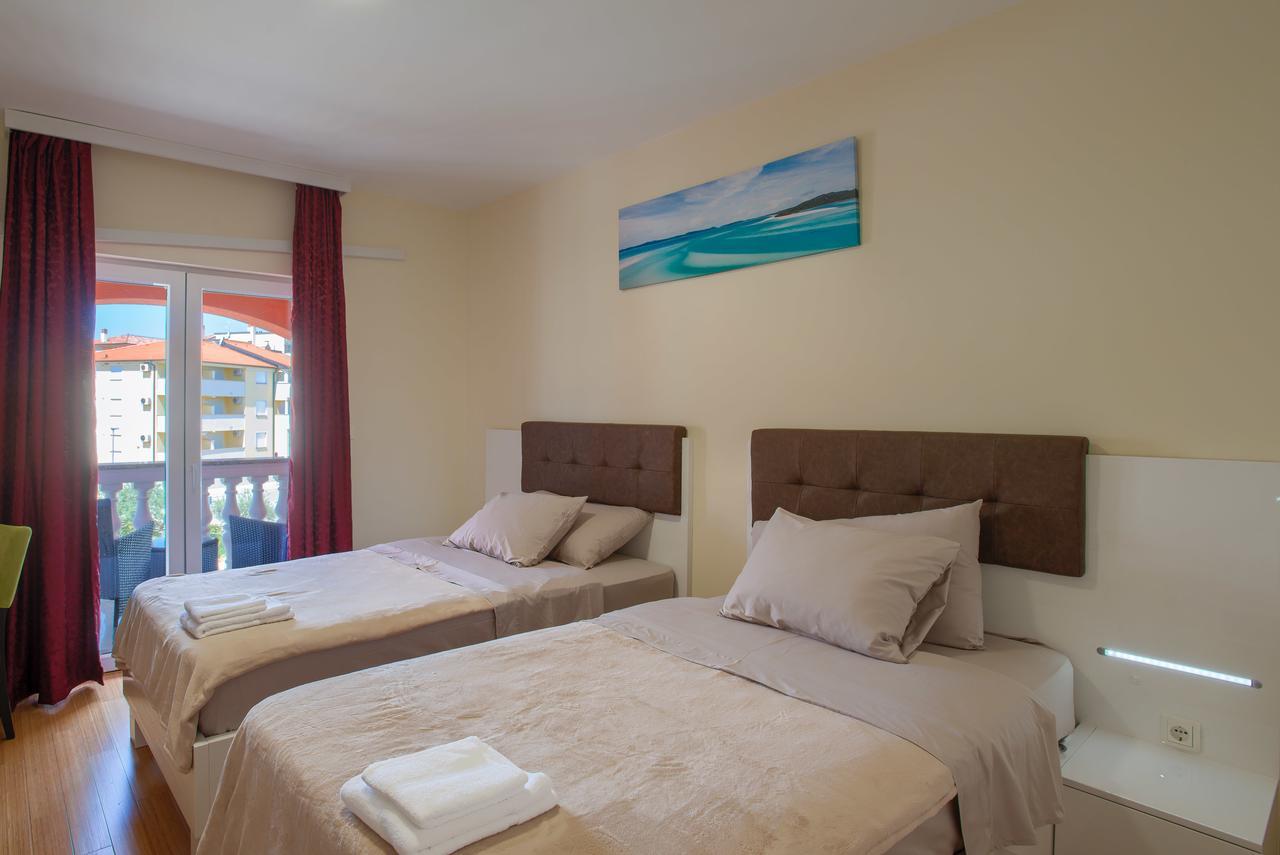 Hotel Livadic & Restaurant Ližnjan Esterno foto