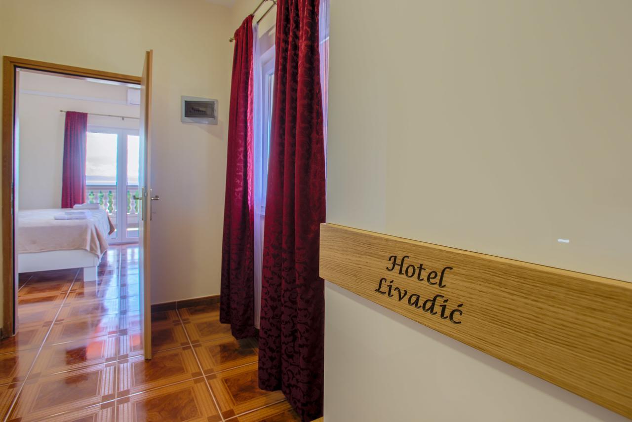 Hotel Livadic & Restaurant Ližnjan Esterno foto